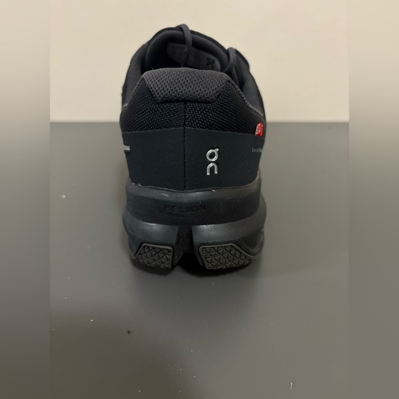 On Cloudventure Waterproof Trail Running Shoes,Women’s,Size 10.5 Black - Picture 13 of 14